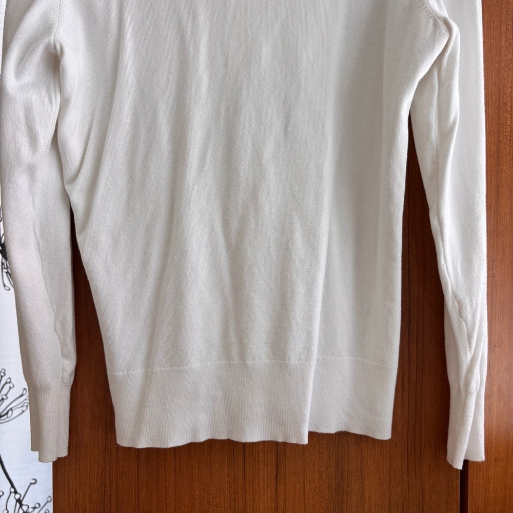 Cleo White Diamond Texture Knit Button Front Cardigan Size M - Picture 12 of 12